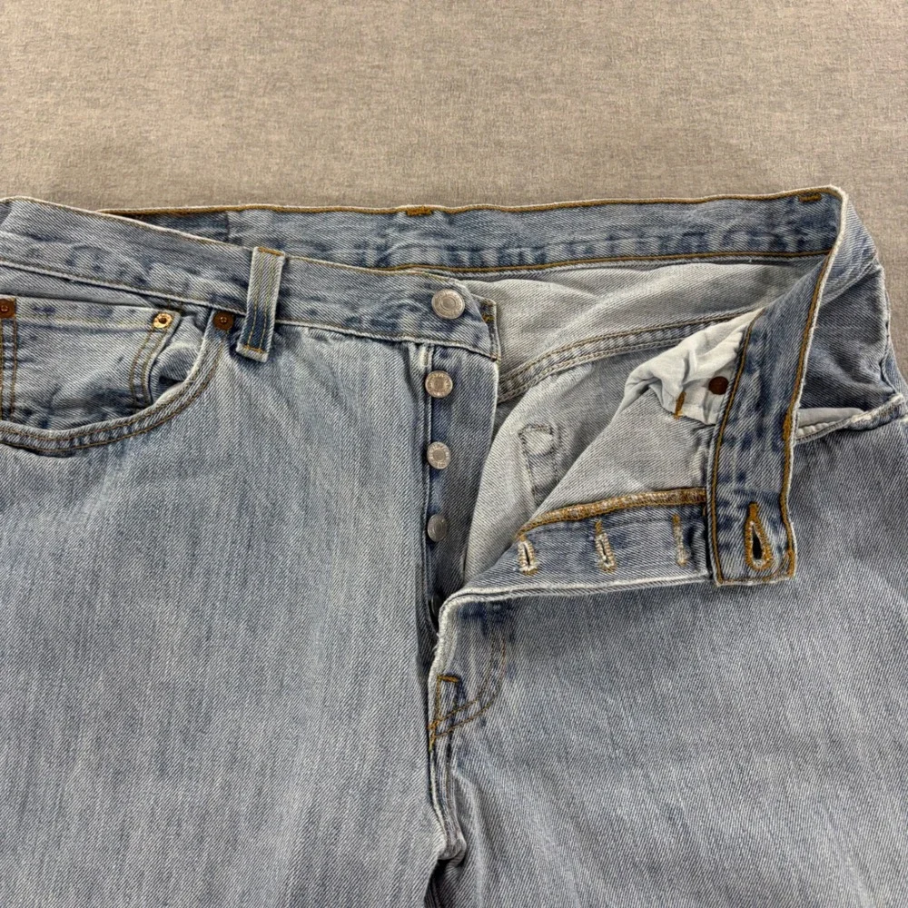 Levis 501 Original Fit Mens Light Wash Blue Straight Leg Button Fly Jeans 36x32